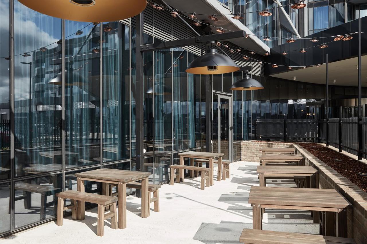 Mantra Melbourne Epping Hotel Exterior photo