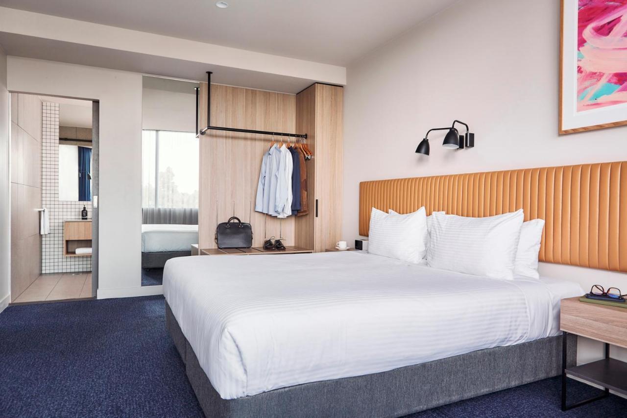 Mantra Melbourne Epping Hotel Exterior photo
