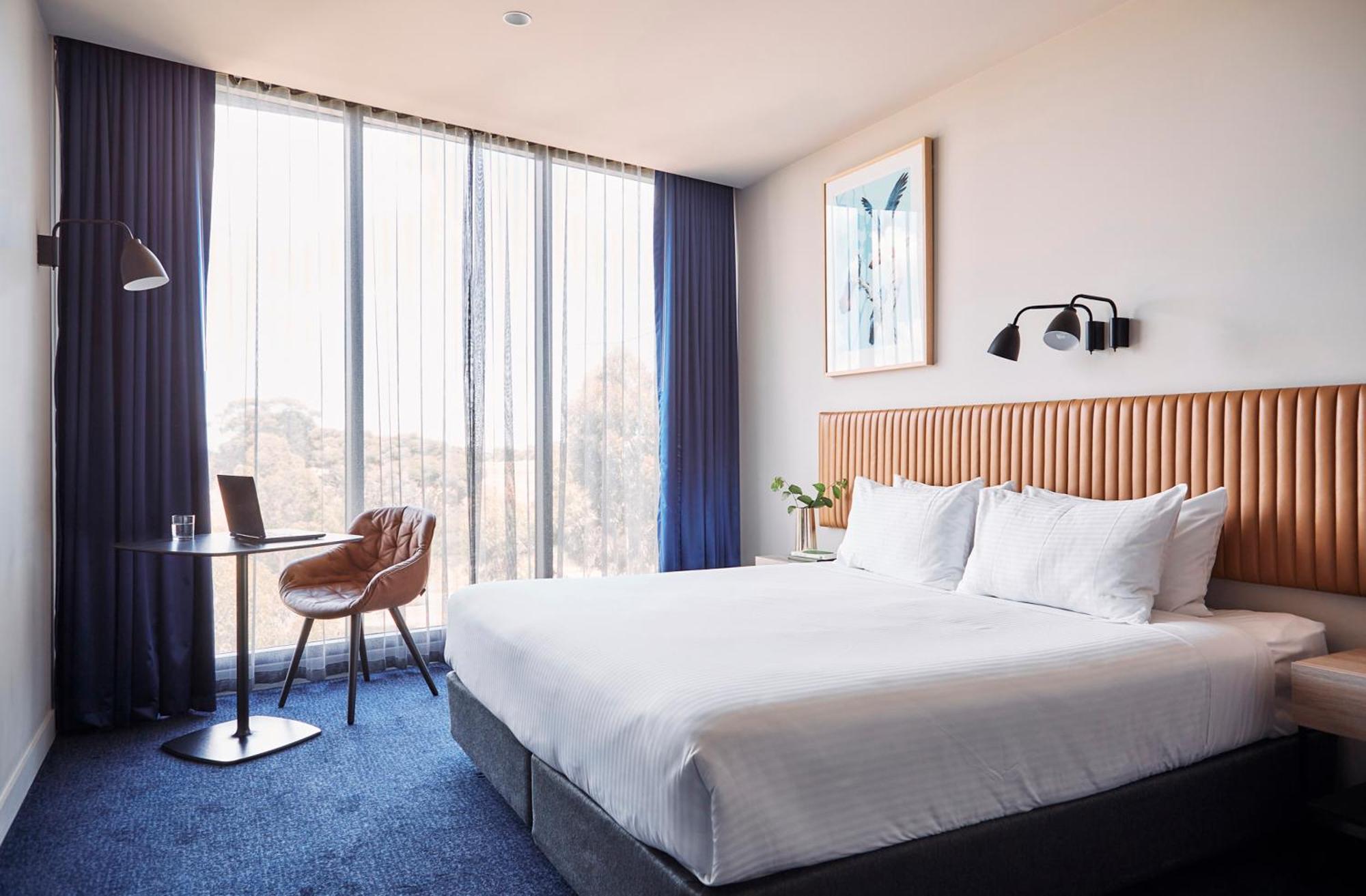 Mantra Melbourne Epping Hotel Exterior photo